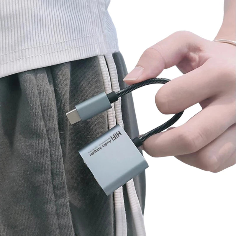 Adaptador USB-C 2 em 1 Carregador + Fone e Microfone P2/P3 HiFi